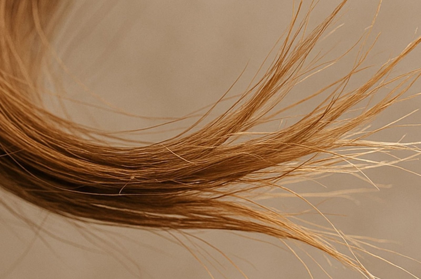 Cuidado natural de las puntas del cabello